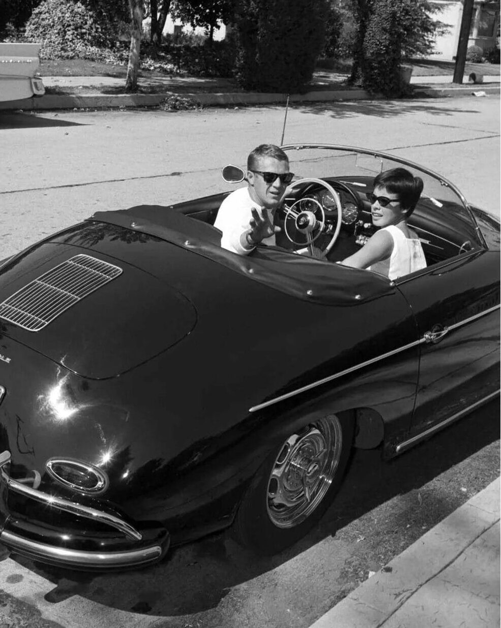 McQueen, cesta in Porsche 356.