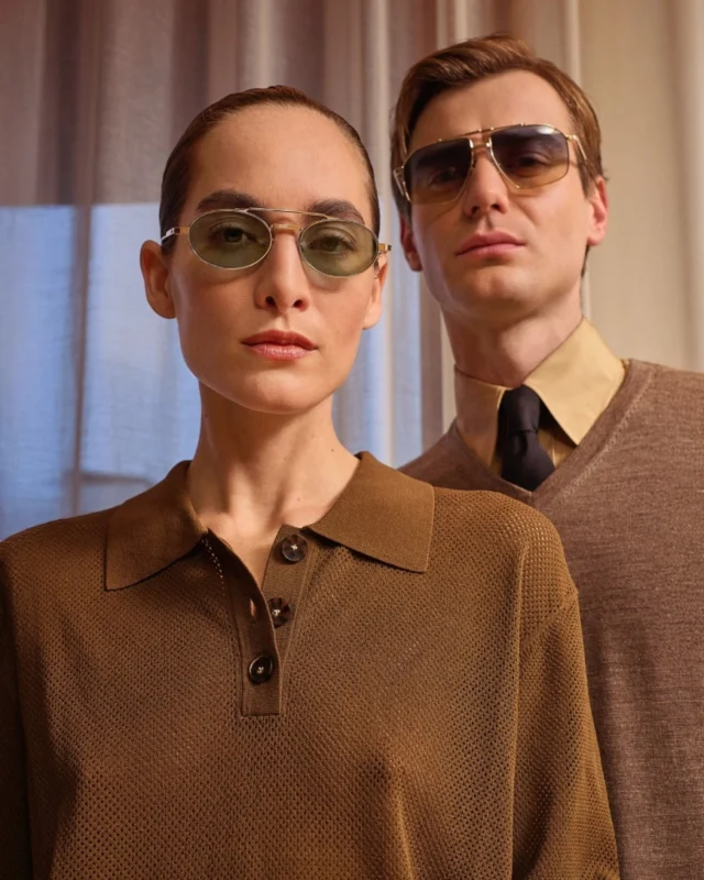 😎 Londonska znamka Cutler and Gross je sinonim za pravilo “no logo”.
 👉 Prepoznavnost izhaja iz oblike, proporcev in premium materiala. 

🕶️ Vrhunski acetatni okvirji in močne silhuete so postali  stalnica med ljudmi z izrazitim osebnim stilom.😎

👉 Na voljo na Glavnem trgu 14, Novo mesto

#optikapoljsak #cutlerandgrossoflondon #soncnaocala